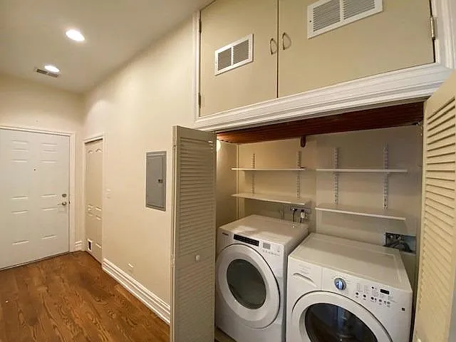 1470 W Carmen Ave #204 — Photo 13