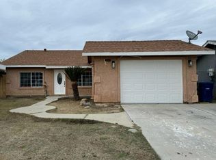 13650 2nd St, Parlier, CA 93648