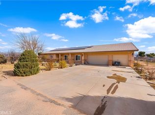 9081 _pinon Ave, Hesperia, CA 92345