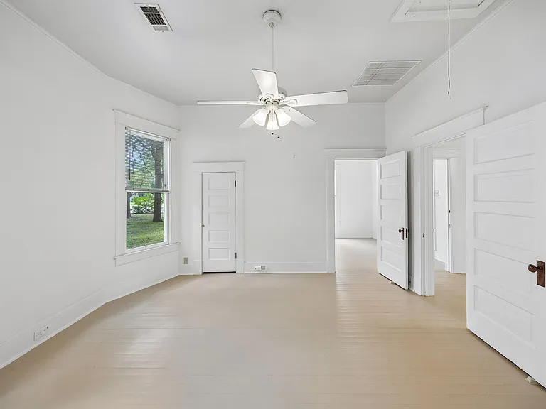 7923 Mohawk Dr — Photo 36