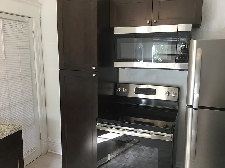 601 S Delaware Ave — Photo 11