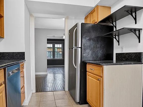 4th image of 9507 Saluda Ct
