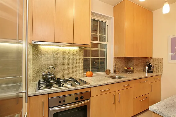 Sold by Corcoran | media 12