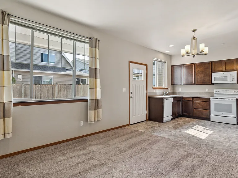 514 Yauger Way NW #101 — Photo 8