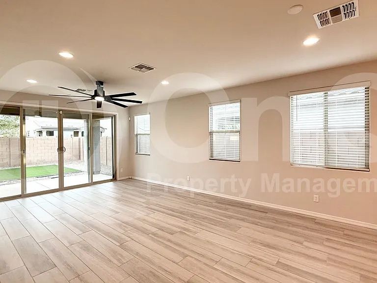 22488 E Excelsior Ave — Photo 3