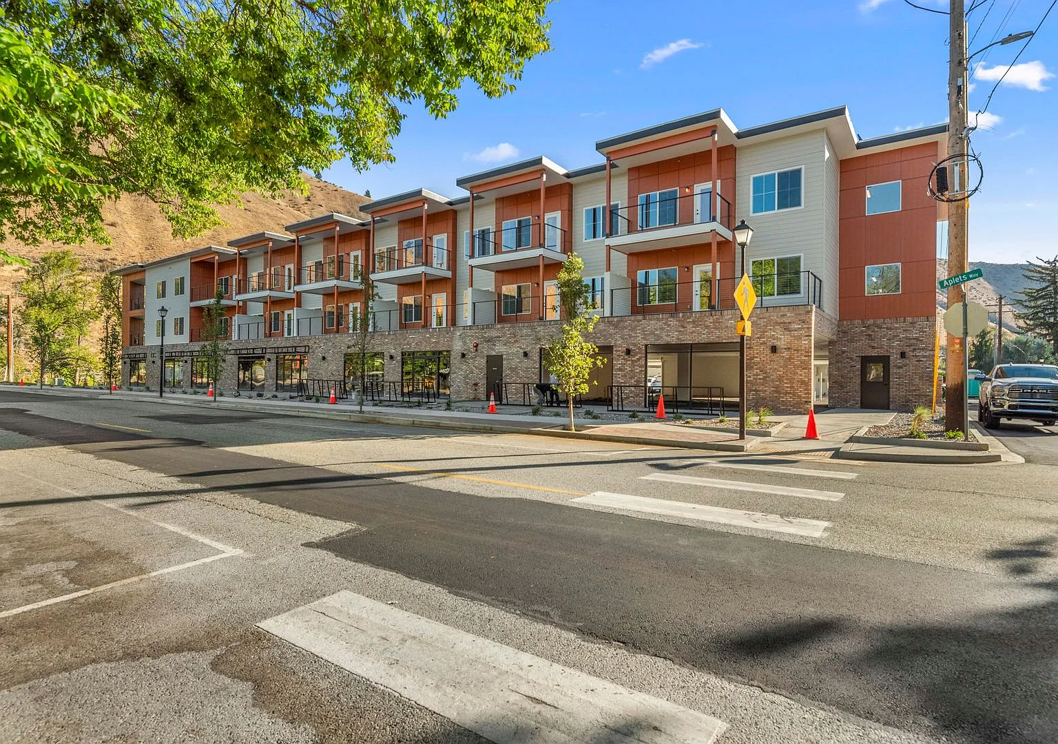 Cashmere Riverview — Photo 2