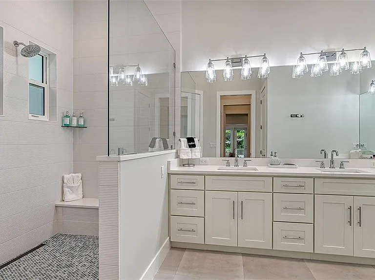 1537 Siesta Dr — Photo 38
