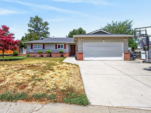 2nd image of 5225 Columbine Way