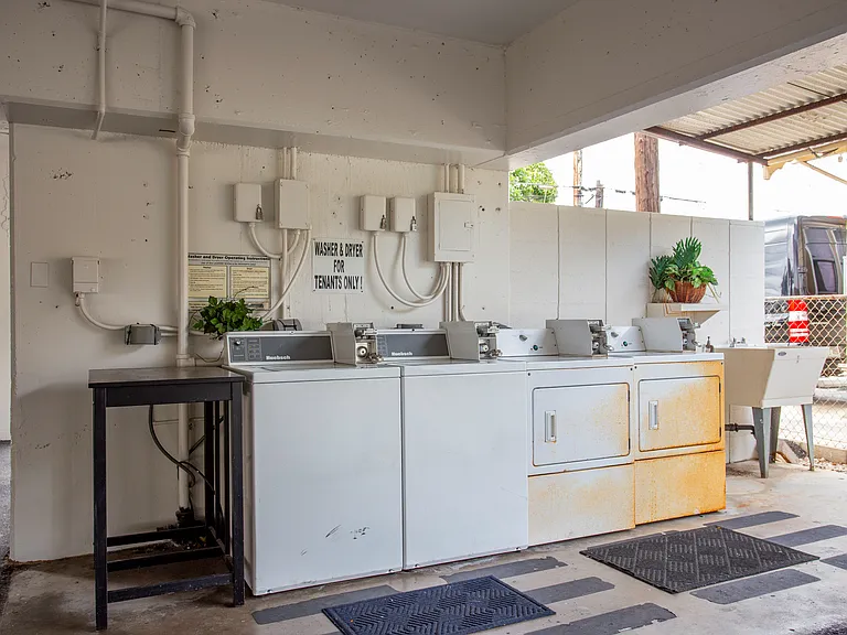 727 Pumehana St #306 — Photo 8