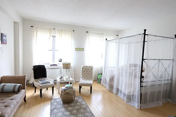 Rented by Corcoran | media 19