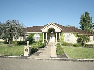 7023 Almond Hill Ct, Orangevale, CA 95662