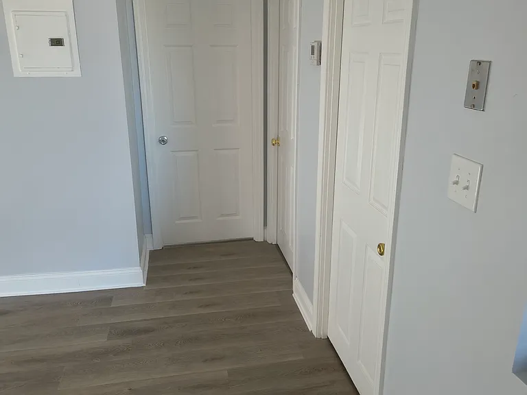 60 Richmond St #3 — Photo 15