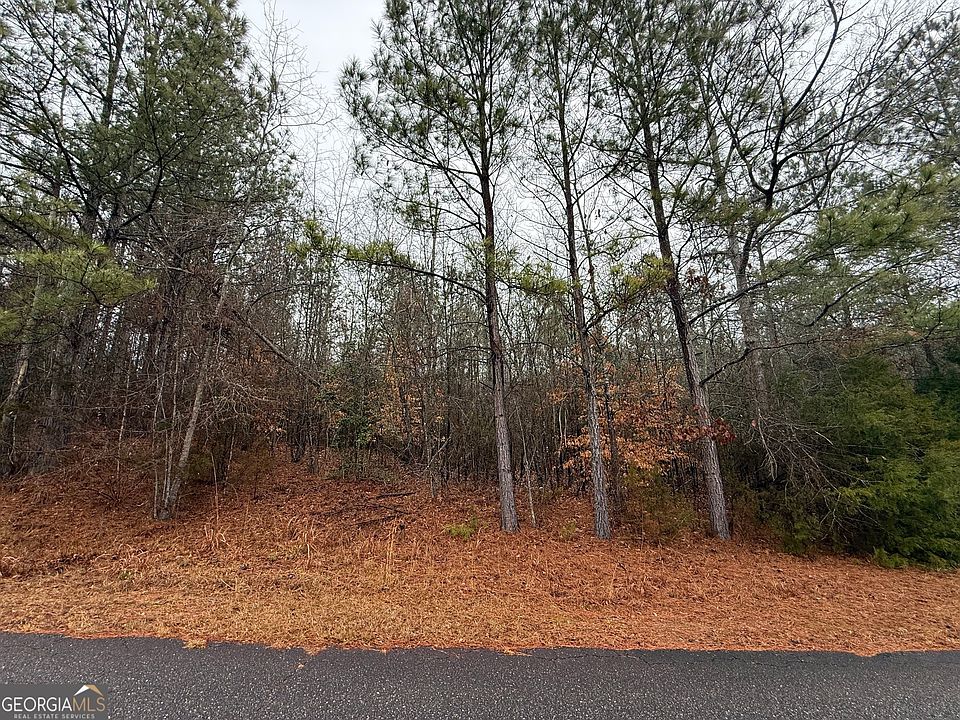 2nd image of 2592 Omaha Dr