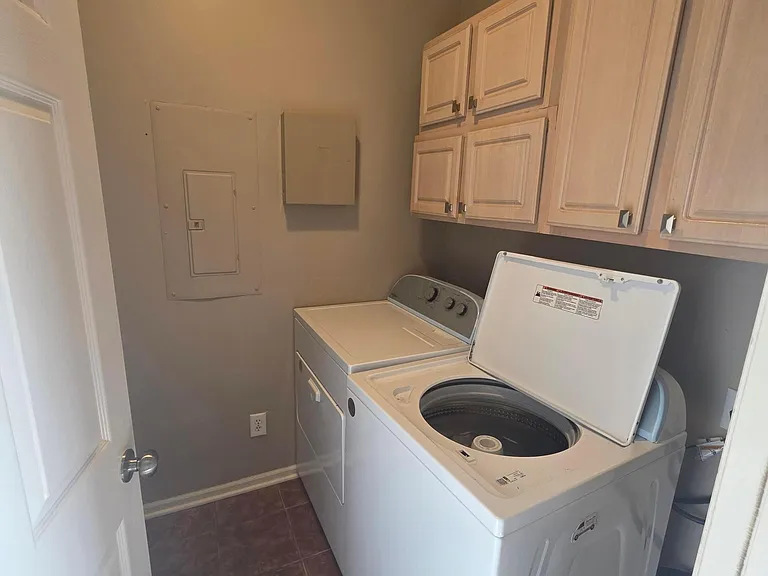 6155 Craughwell Ln — Photo 4