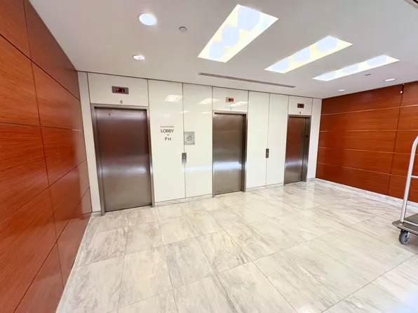 350 West 42nd Street image 28 of 33