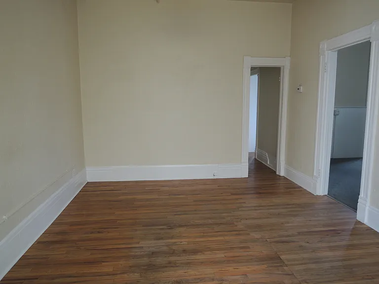 1639 N Ogden St #3 — Photo 2