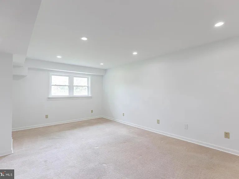 4106 Lamarre Dr — Photo 29