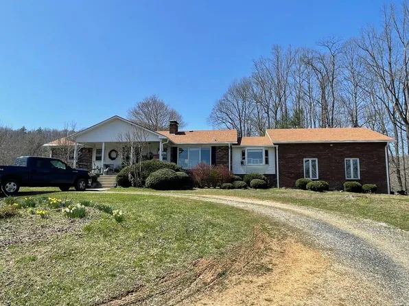 134 Hattie Williams Rd, Spruce Pine, NC 28777