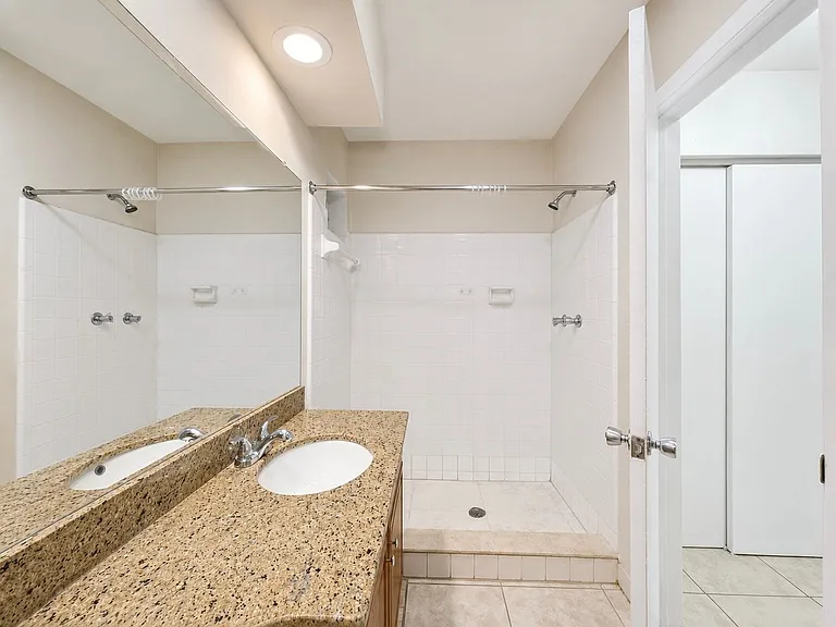 Tribeca Apartments Fort Lauderdale — Photo 7