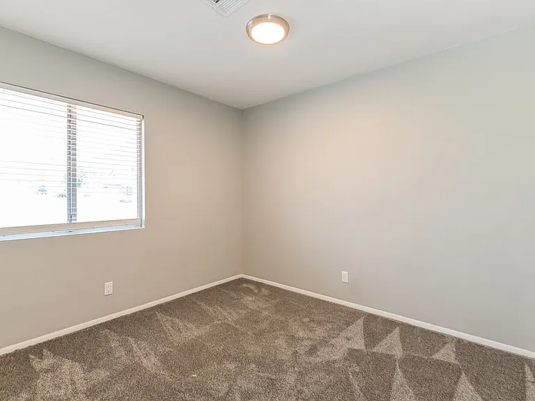 364 Toyabe St — Photo 15