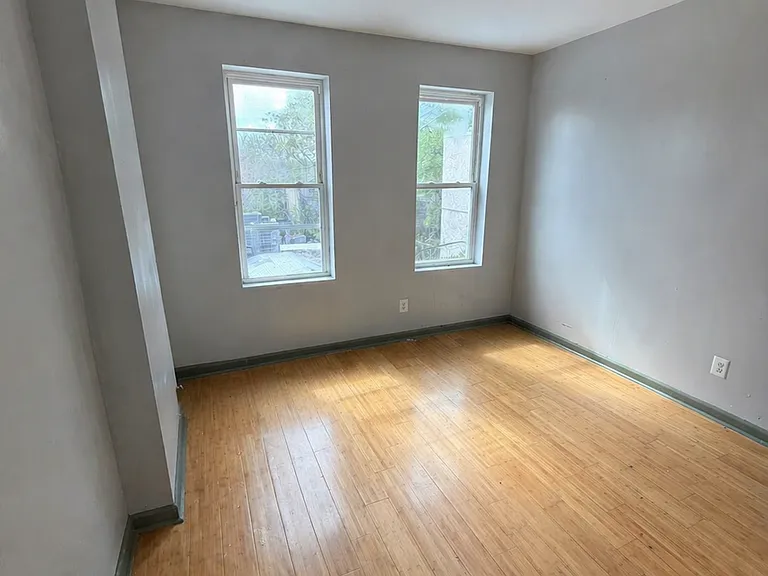 1226 N 50th St — Photo 11
