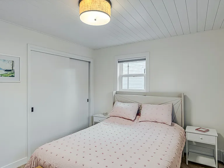 422 Antone St — Photo 20