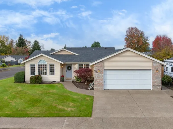 695 SW Westview Dr, McMinnville, OR 97128