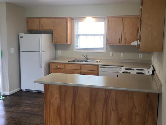 Clean bright kitchen with new appliances.