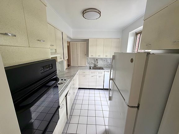 3rd image of (Undisclosed Address)