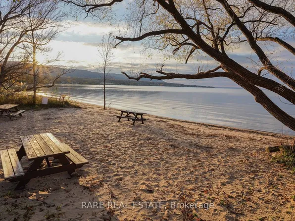 162 Blue Mountain Dr, The Blue Mountains, ON L9Y 0K9