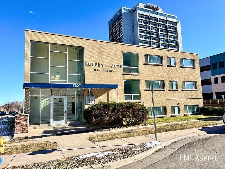 1540 N Raleigh St #103 — Photo 2