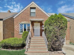 2254 S 14th Ave, Riverside, IL 60546