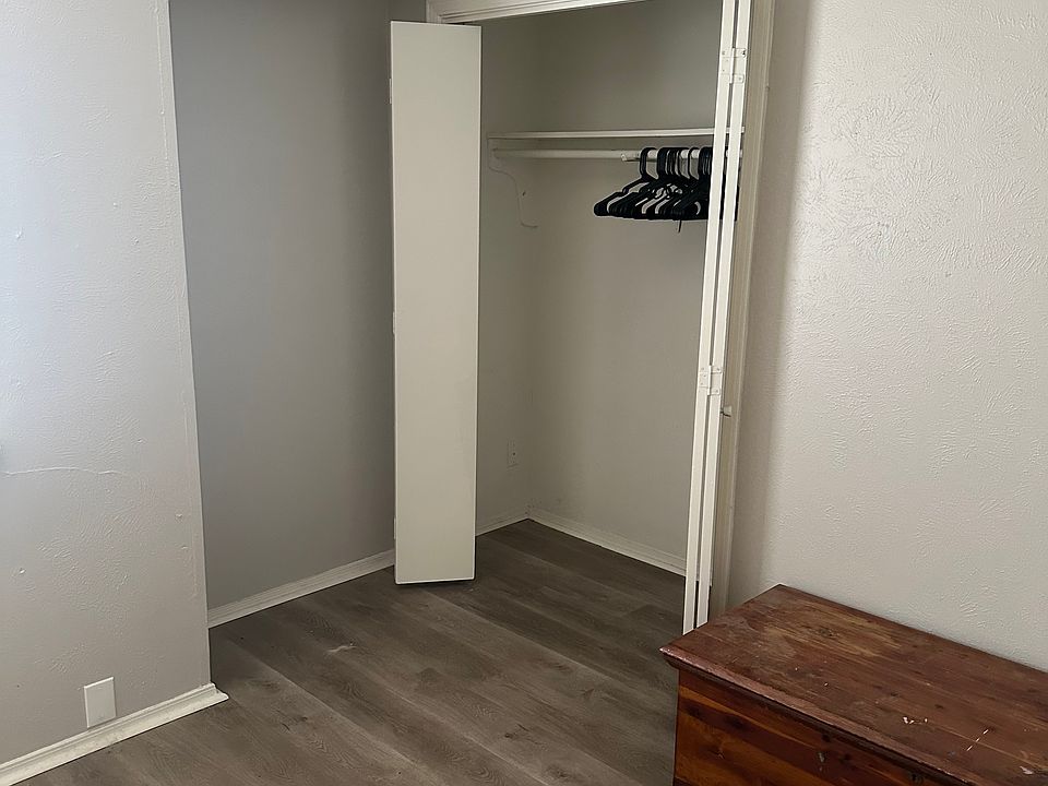 1st image of 2302 Starke Ct