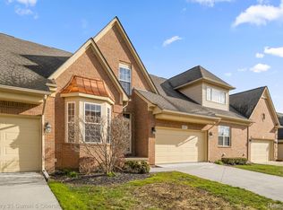 4027 Forest Bridge Dr, Canton, MI 48188
