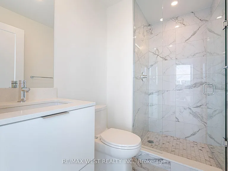 89 Church St #2604 — Photo 30