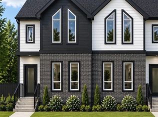3128 E 39th St SW, Calgary, AB T3E3J1