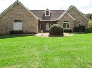 16208 Collins Rd, Woodstock, IL 60098