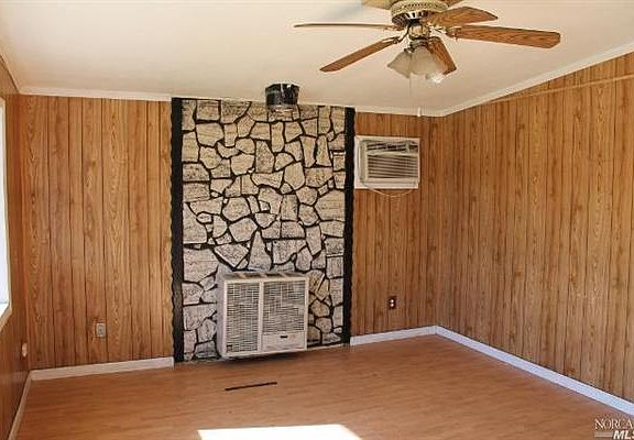 3rd image of 206 Irvington Dr