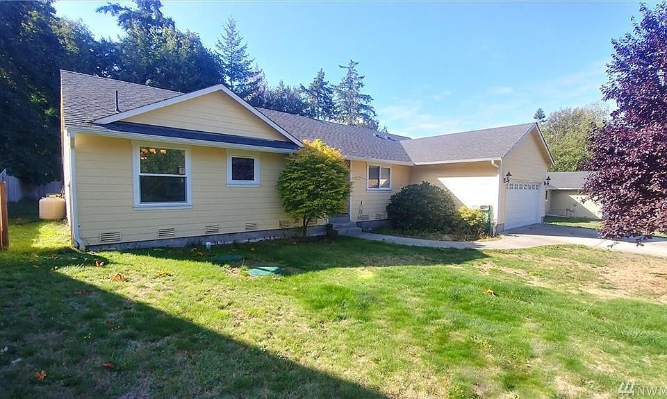 1st image of 1083 Loganberry Ln