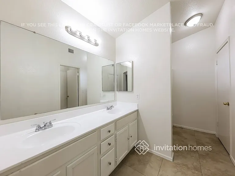 11322 W Alice Ave — Photo 13