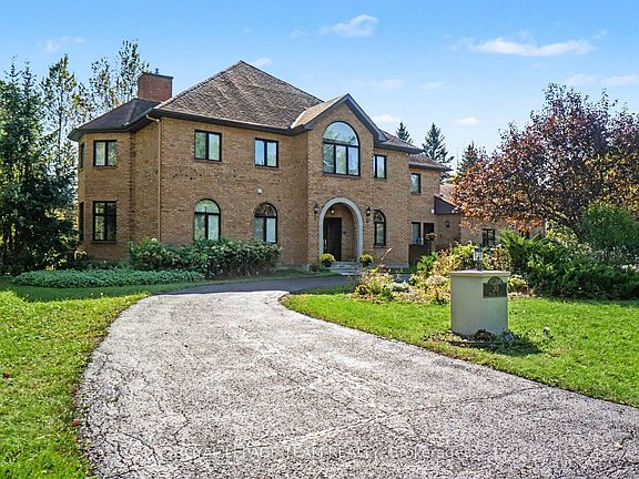 2nd image of 30 Spring Cress Dr