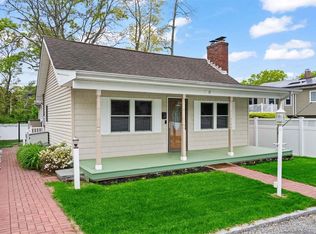 8 Lincoln Rd, Ronkonkoma, NY 11779