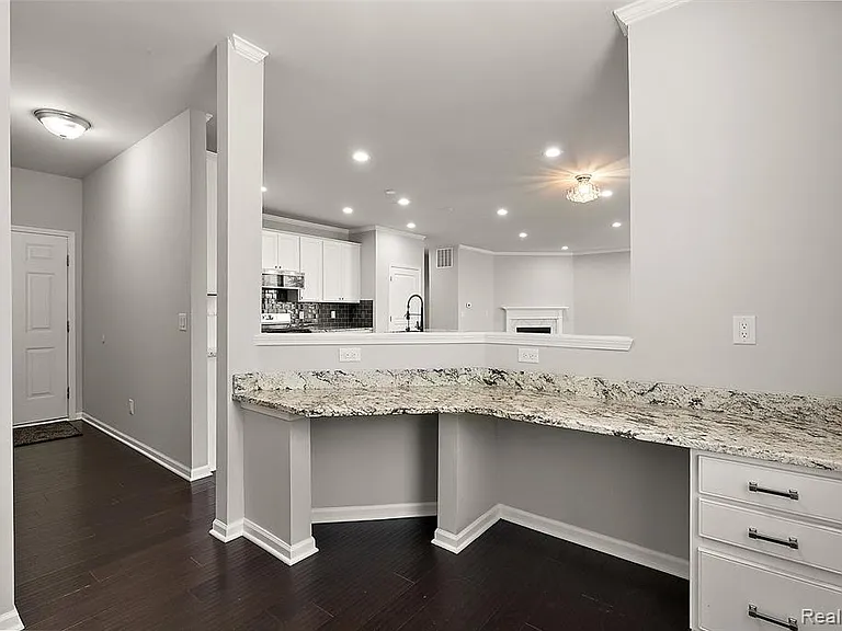 31065 Tremont Ln — Photo 17