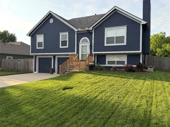 18912 E 12th St S, Independence, MO 64057