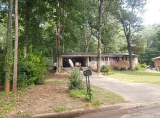 5254 Wildwood Ln, Douglasville, GA 30135