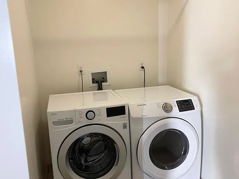 10640 Woodbridge St #107 — Photo 7