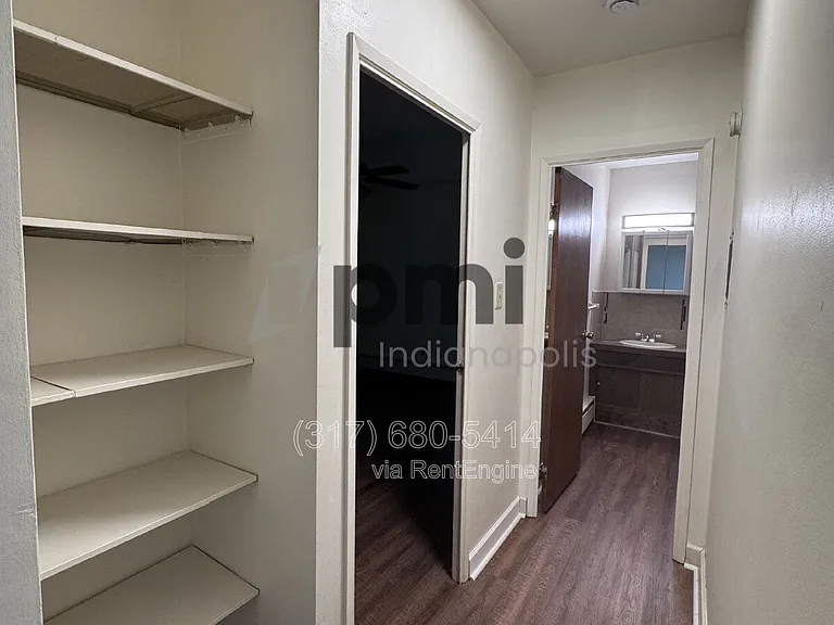 2323 Newton St #20 — Photo 9