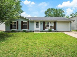 3822 Eastmont Dr, South Bend, IN 46628