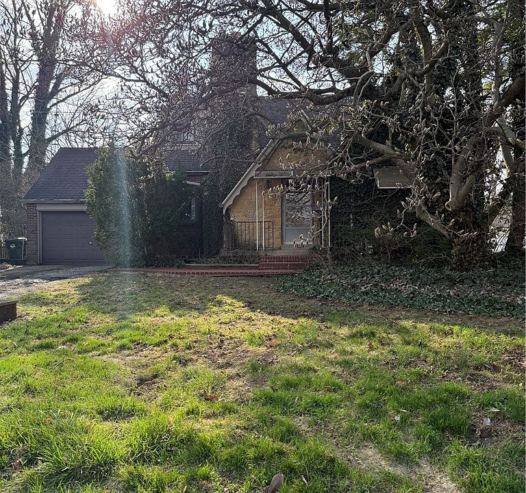 1st image of 3487 Far Hills Ave