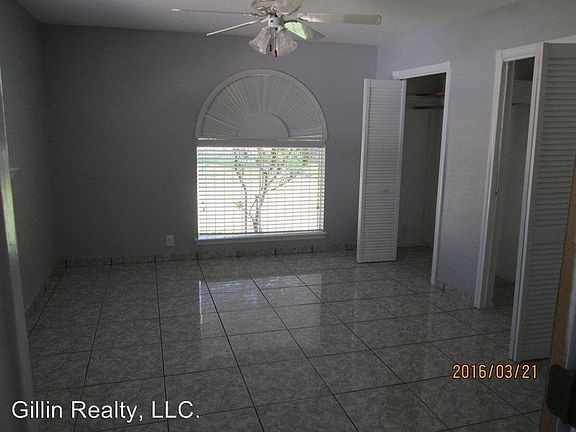 5th image of 1234 Tanglewood Dr